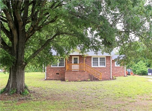 6601 Nc Highway 704, Madison, NC, 27025-7558 | Card Image