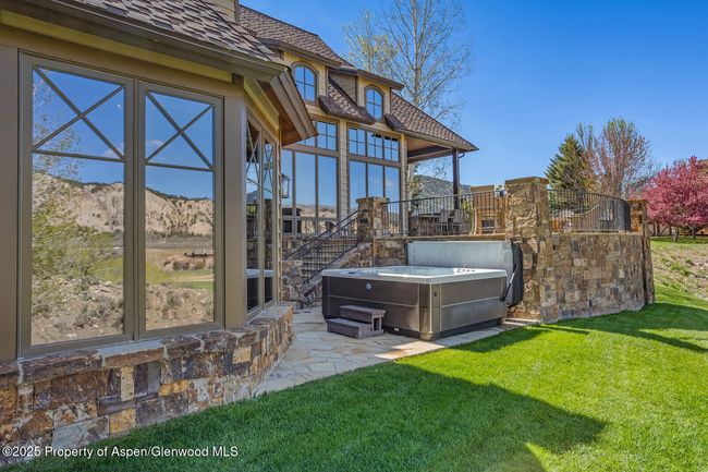 108 Midland Loop Rd, House other with 3 bedrooms, 4 bathrooms and null parking in Carbondale CO | Image 39