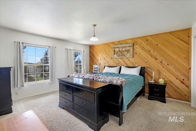 294 N 950 E, House other with 4 bedrooms, 3 bathrooms and 2 parking in Declo ID | Image 22