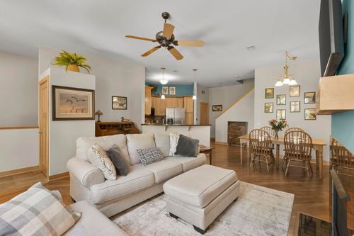 8724 Old Sauk Road, Madison, WI, 53562 | Card Image