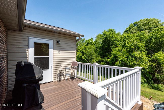 1224 Karina Cir, Condo with 2 bedrooms, 2 bathrooms and 1 parking in Maryville TN | Image 19