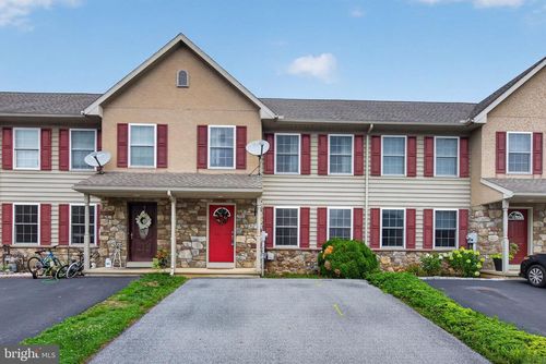 53 Perseverance Ln, EPHRATA, PA, 17522-9159 | Card Image