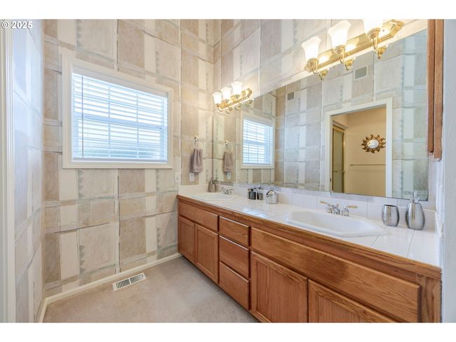 1705 River Pointe Loop, House other with 4 bedrooms, 2 bathrooms and 2 parking in Eugene OR | Image 27