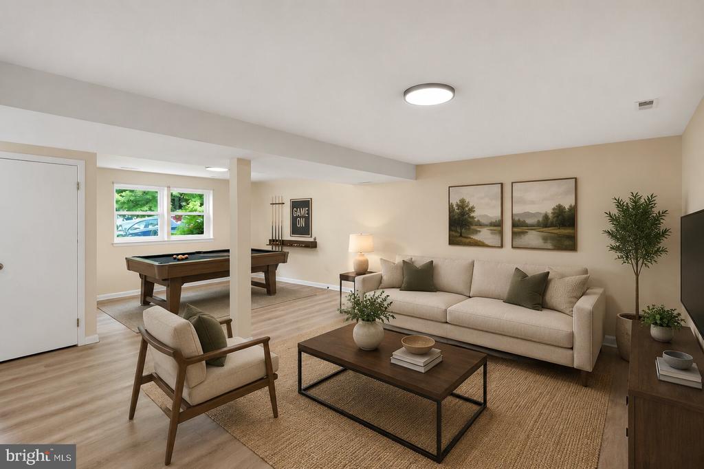Residential in REISTERSTOWN 3