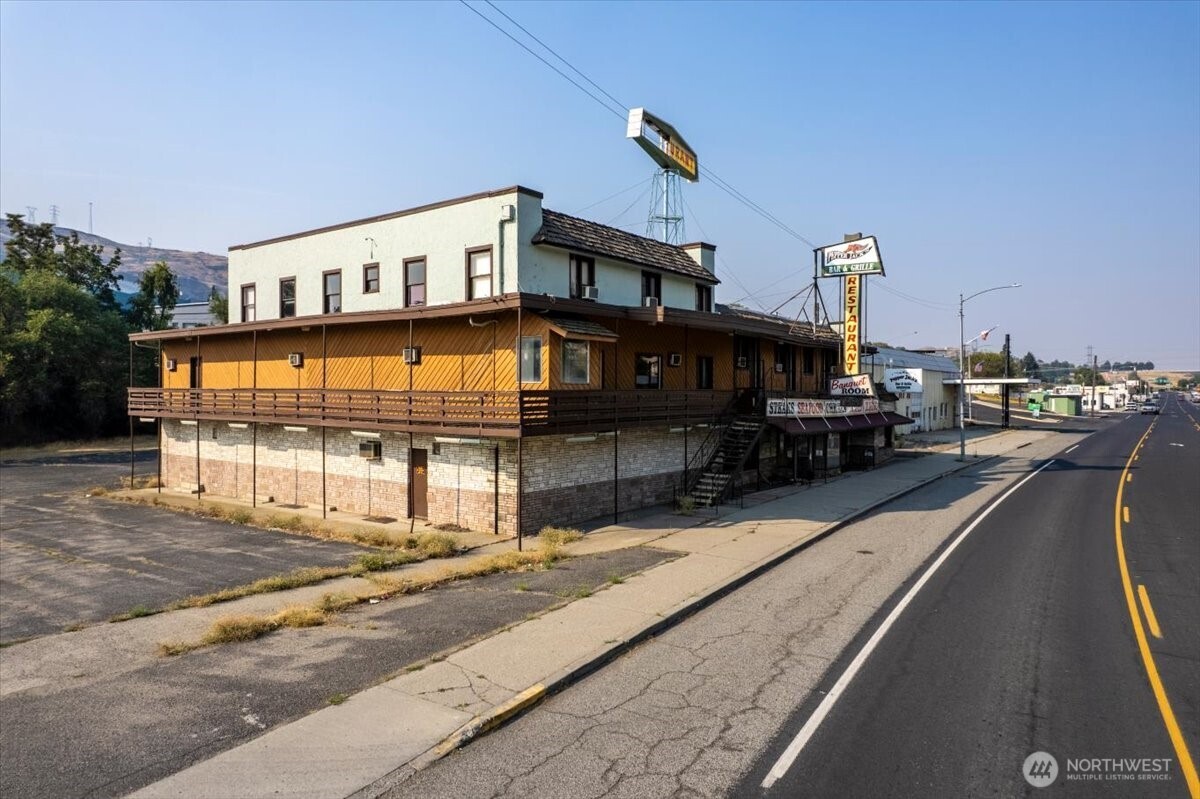 Commercial Sale in Grand Coulee 3