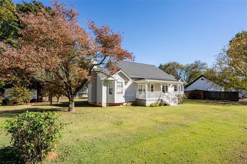11 Magnolia St, Aragon, GA, 30104-2291 | Card Image
