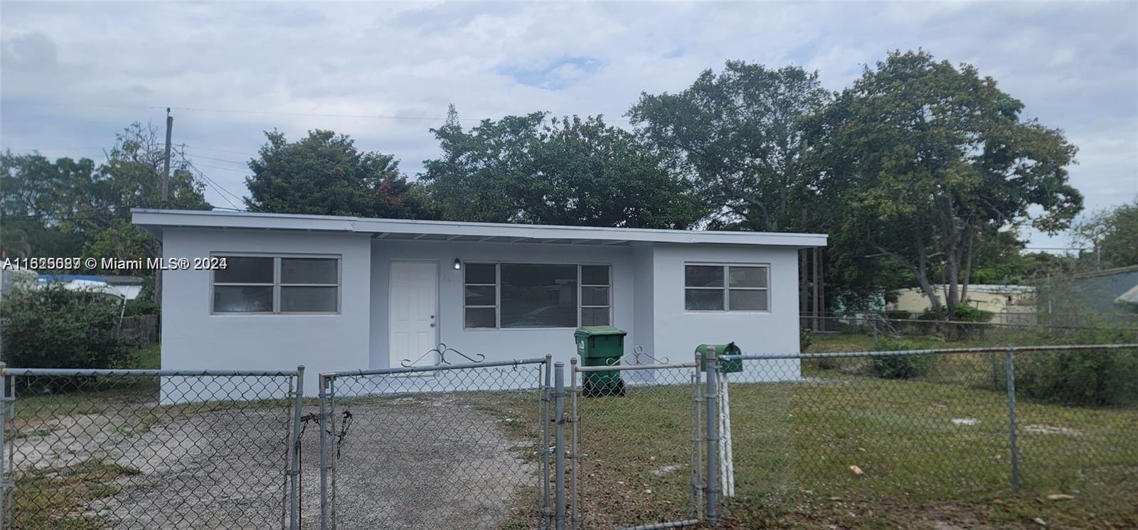 Wilmington St, Opa Locka, FL 33054