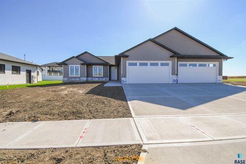 6105 W 54th St N, Sioux Falls, SD, 57107-1466 | Card Image