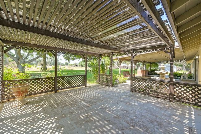 8798 Caselman Rd, House other with 3 bedrooms, 3 bathrooms and null parking in Sacramento CA | Image 14
