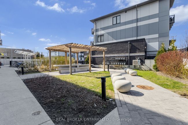 21 - 630 Rogers Rd, Condo with 2 bedrooms, 1 bathrooms and 1 parking in York ON | Image 19