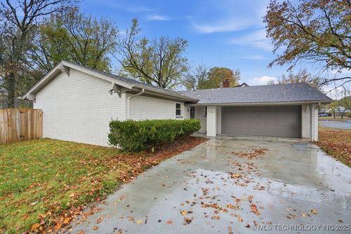 7362 S 68th East Ave, Tulsa, OK, 74133-2762 | Card Image