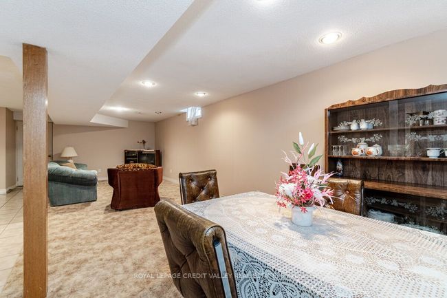 10 Polygon Crt, House other with 4 bedrooms, 3 bathrooms and 4 parking in Brampton ON | Image 32