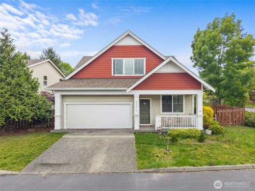 8805 24th Pl Ne, Lake Stevens, WA, 98258-6431 | Card Image
