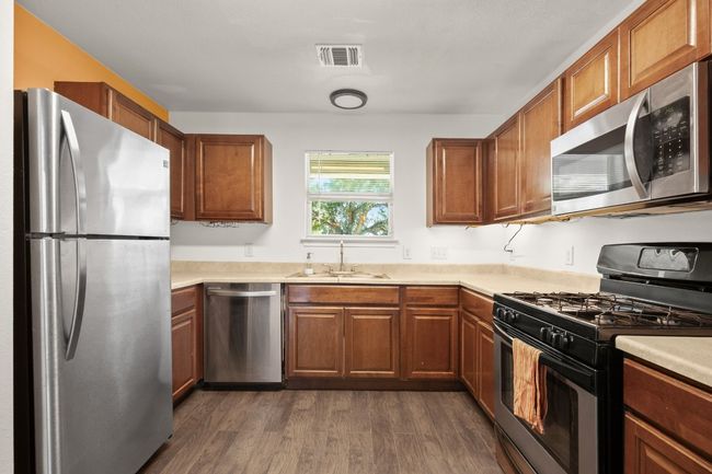 11504 Briarcreek Loop, House other with 3 bedrooms, 3 bathrooms and null parking in Manor TX | Image 4