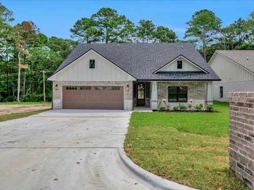 1713 Champions Dr, Lufkin, TX, 75901 | Card Image