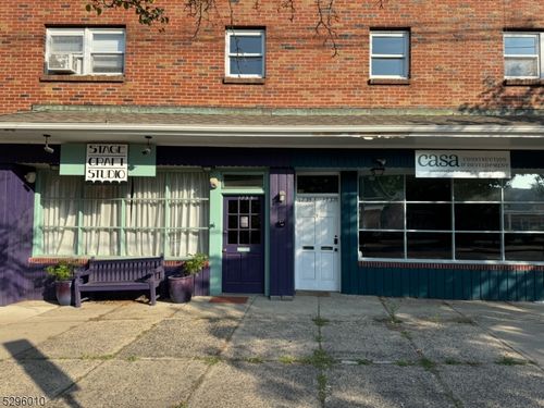 1737 E 2nd St, Scotch Plains, NJ, 07076-1738 | Card Image