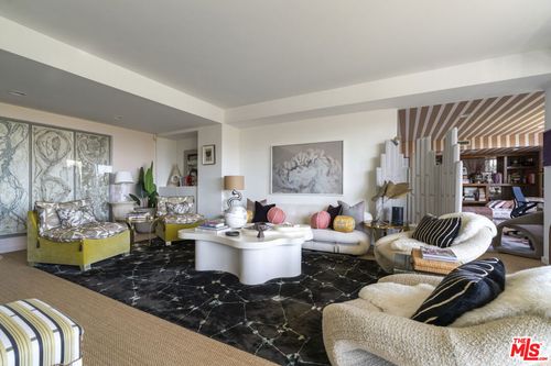 302-818 N Doheny Dr, West Hollywood, CA, 90069-4857 | Card Image