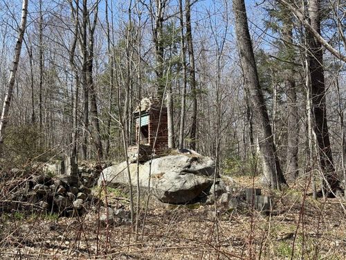 8 Williams Road, Vassalboro, ME, 04989 | Card Image