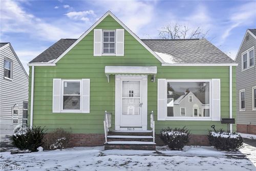 5615 Luelda Ave, Parma, OH, 44129-1934 | Card Image