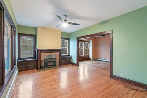 220 S Park St, Belleville, WI, 53508-9324 | Card Image