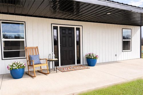 1231 Sw 101st Rd, Chilhowee, MO, 64733-9126 | Card Image