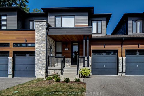 40 Eberhardt Dr, Wasaga Beach, ON, L9Z0K5 | Card Image