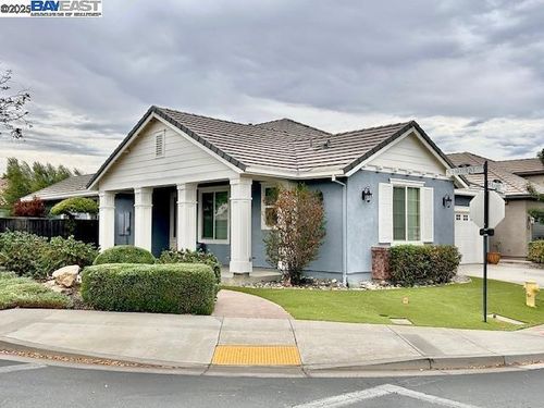 9901 Pyramid Way, Discovery Bay, CA, 94505-2671 | Card Image