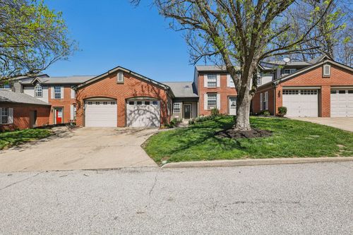 7112 Sweetwater Dr, Florence, KY, 41042-2529 | Card Image