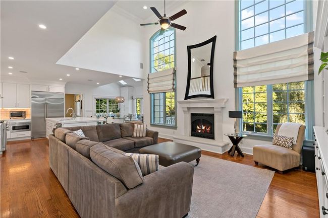 6 Austin Pl, House other with 5 bedrooms, 6 bathrooms and 2 parking in Briarcliff Manor NY | Image 9