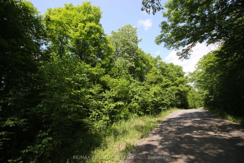 01 Carbine Rd, Pakenham, ON, K0A2X0 | Card Image