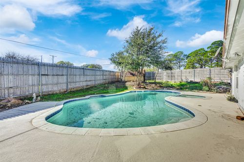 3919 San Miguel Ct, Arlington, TX, 76016-2742 | Card Image