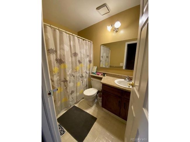 5274 Cody St, Townhouse with 2 bedrooms, 2 bathrooms and null parking in Arvada CO | Image 5