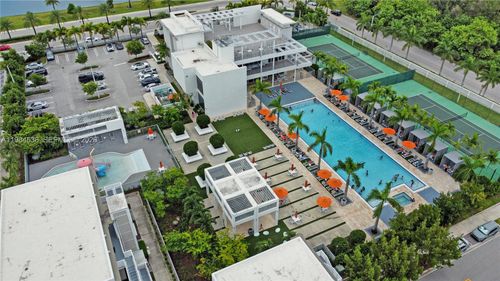 apt-304-6416 NW Nw 102nd Ct, Doral, FL, 33178-4691 | Card Image