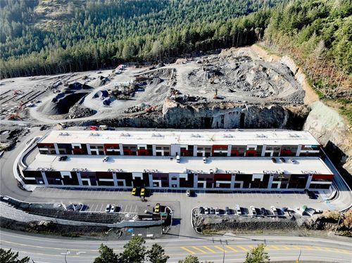 312-4342 West Shore Pkwy, Langford, BC, V9B5Z1 | Card Image