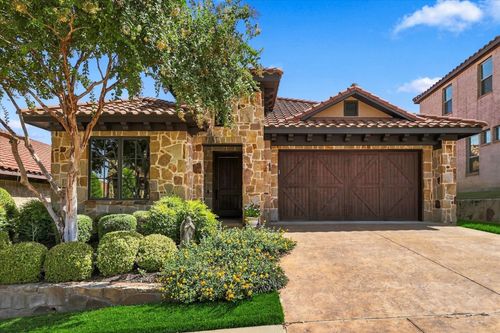 2912 Siena Dr, Denton, TX, 76210-8068 | Card Image