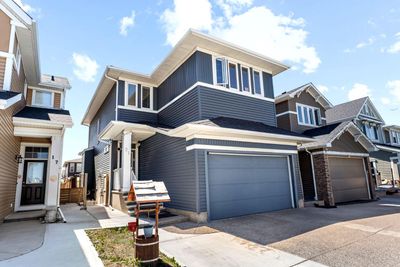 21 Redstone Rd Ne, House other with 5 bedrooms, 3 bathrooms and 4 parking in Calgary AB | Image 3