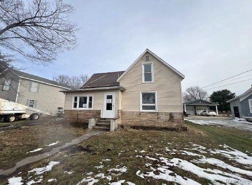 53441 Fulton Rd, Leonidas, MI, 49066-9400 | Card Image