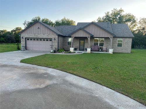 803 Julie Ave, Hominy, OK, 74035-1501 | Card Image