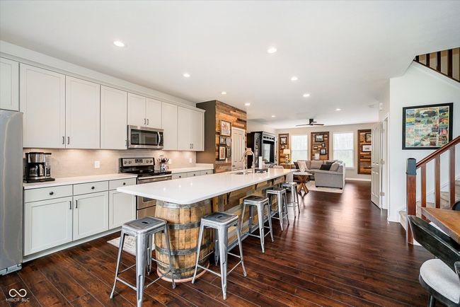 9010 Ramapo Dr, Condo with 2 bedrooms, 4 bathrooms and null parking in Fishers IN | Image 7