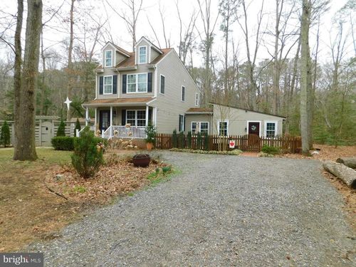 1101 Albrough Blvd, COLONIAL BEACH, VA, 22443-3924 | Card Image