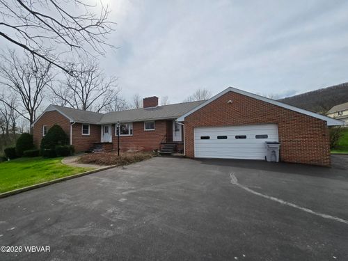 15 Stone Ridge Ln, MILL HALL, PA, 17751-8999 | Card Image