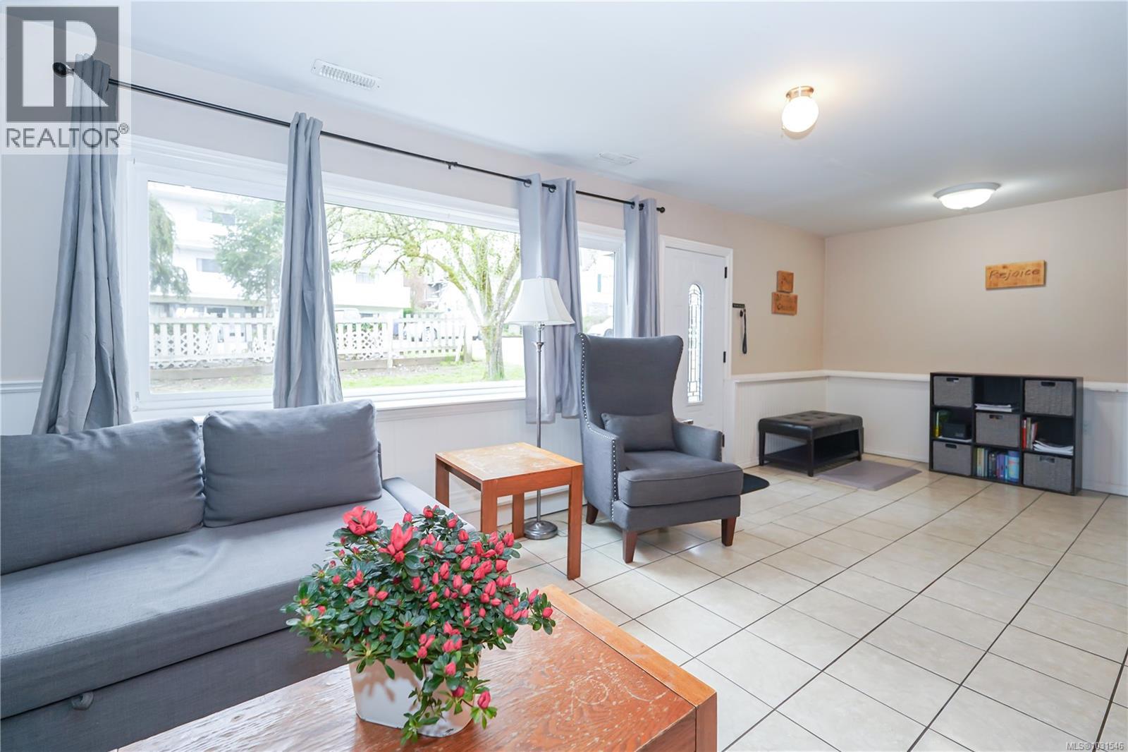 Residential in Duncan 4