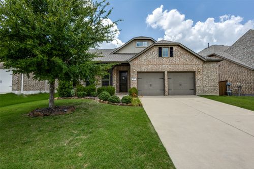7909 Fossil Creek Trl, McKinney, TX, 75071-5672 | Card Image