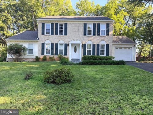 10802 Hunt Club Rd, Reston, VA, 20190-3929 | Card Image