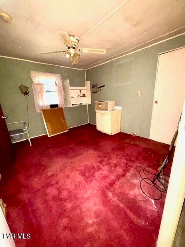 11616 Alfred Cox Dr, House other with 3 bedrooms, 1 bathrooms and null parking in Pound VA | Image 25