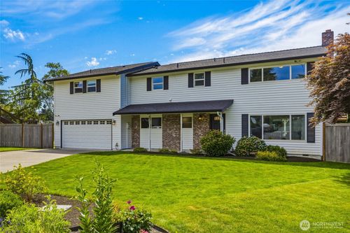 4930 183rd Place Sw, Lynnwood, WA, 98037 | Card Image