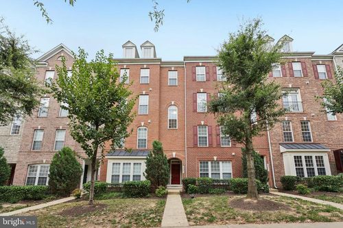 2246 Margraf Cir, WOODBRIDGE, VA, 22191-4069 | Card Image