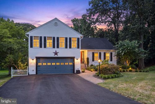 527 Bay Hills Dr, ARNOLD, MD, 21012-2001 | Card Image
