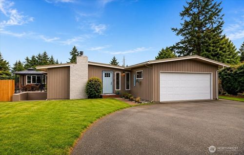 3115 204th St Sw, Lynnwood, WA, 98036-6951 | Card Image