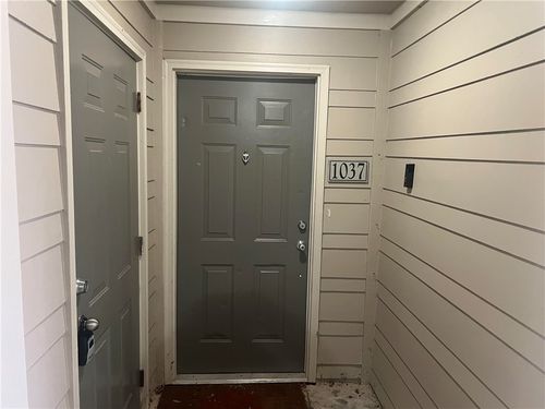 1037-833 Old Greenville Hwy, Clemson, SC, 29631-3327 | Card Image